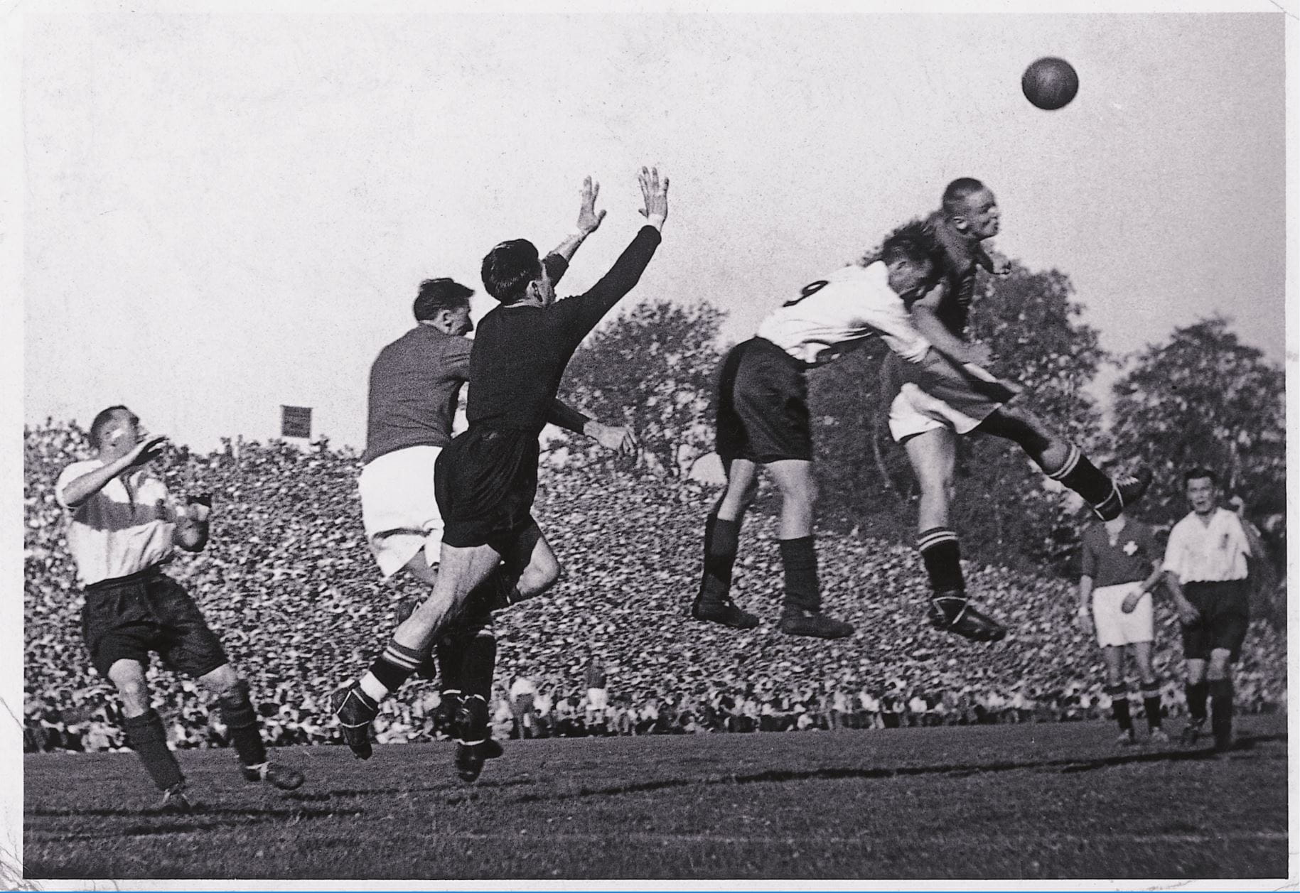 Seit 1925 steht das Stadion Wankdorf im Wankdorf-Quartier in Bern.