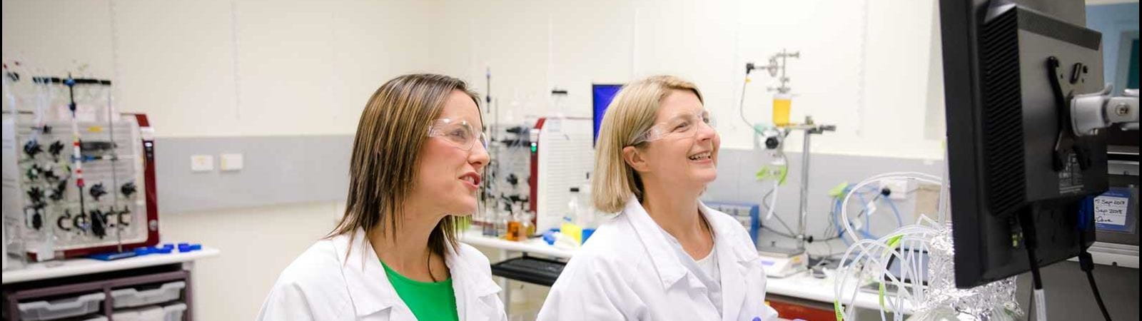 Employees in the laboratory