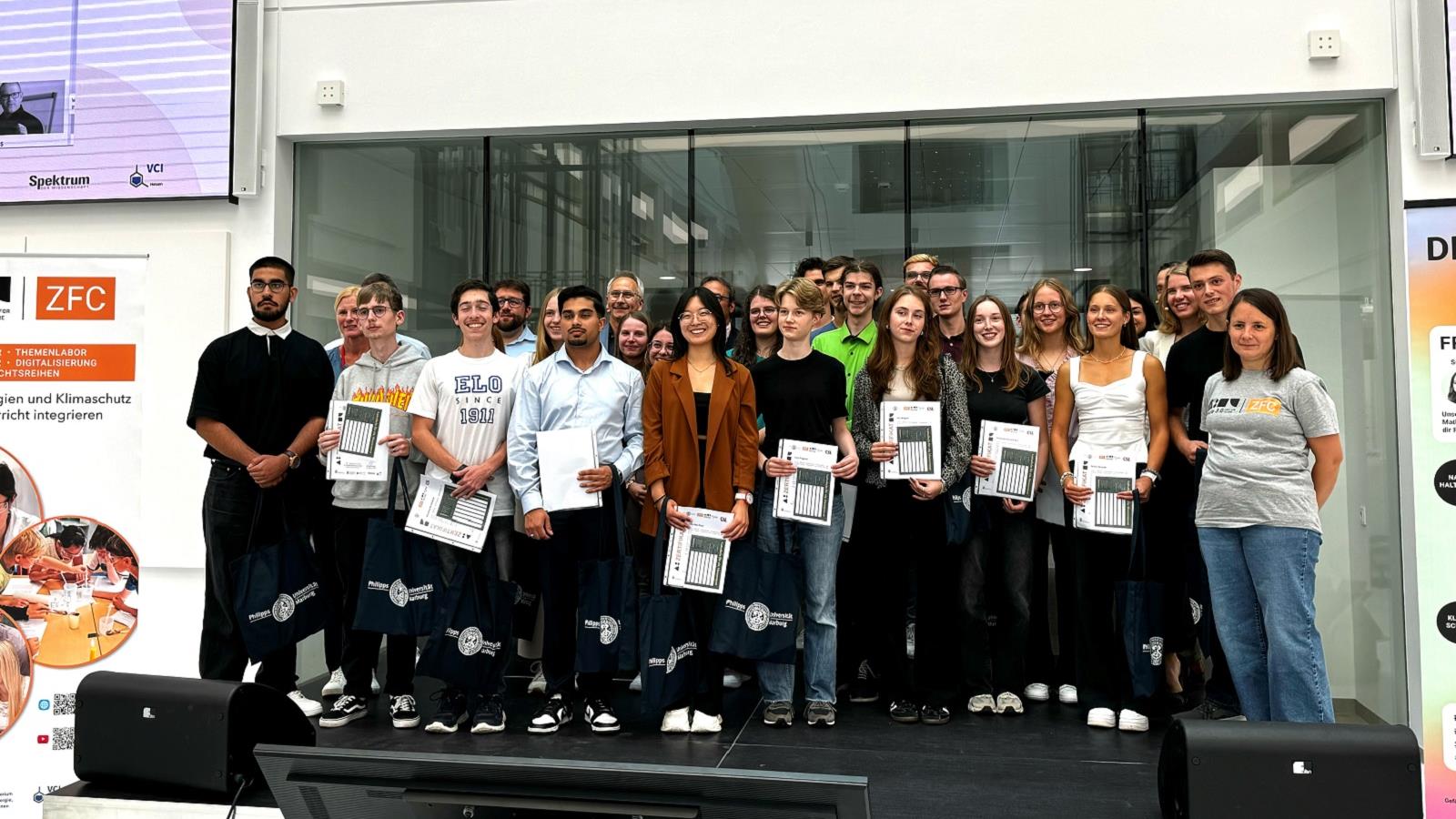 Teilnehmende MINT Schüler:innen am 37. Inventors' Lab